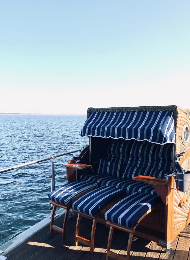 Hausboot Elandi Villa Bitterfeld-Wolfen Екстериор снимка
